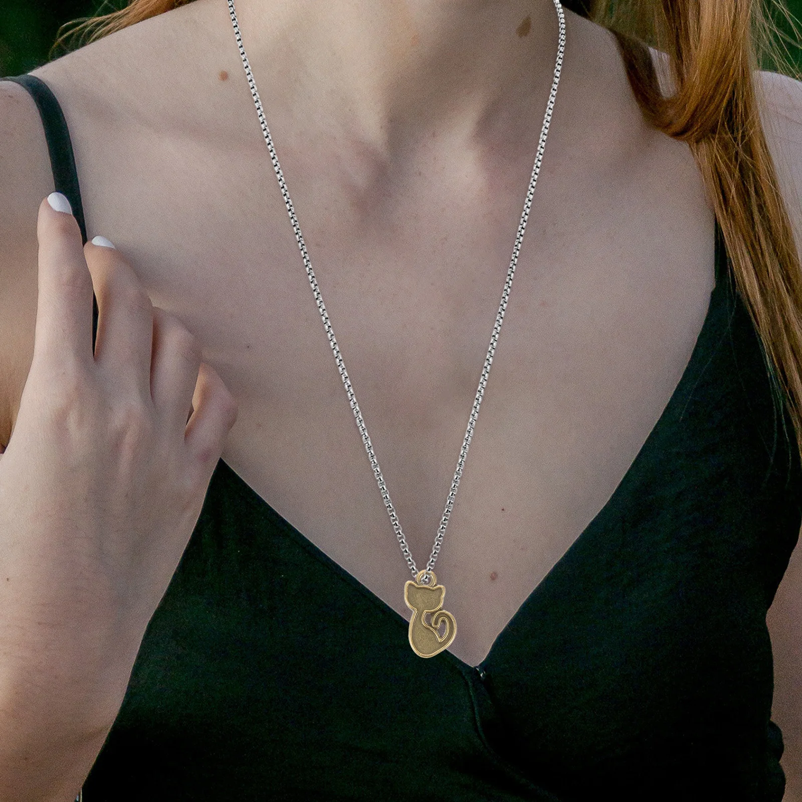 

100Pcs Cat Charms for Jewelry Making Retro Small Alloy Pendants Cute Cat-Shaped Decorations for Necklace Earrings Bracelet DIY