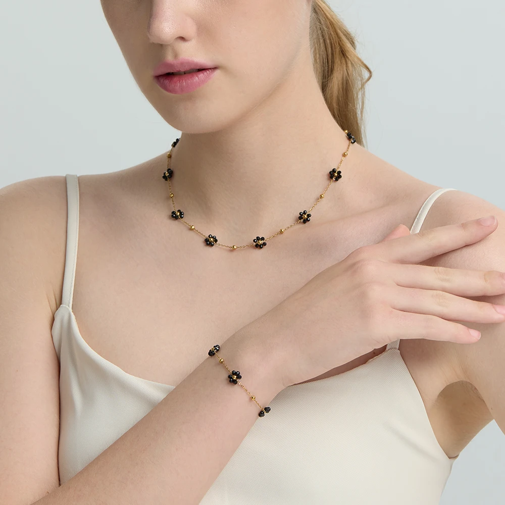 

Stylish Black Daisy Glass Necklace Bracelet 18K Gold Plated Stainless Steel Waterproof Exquisite Jewelry Set for Women Gift