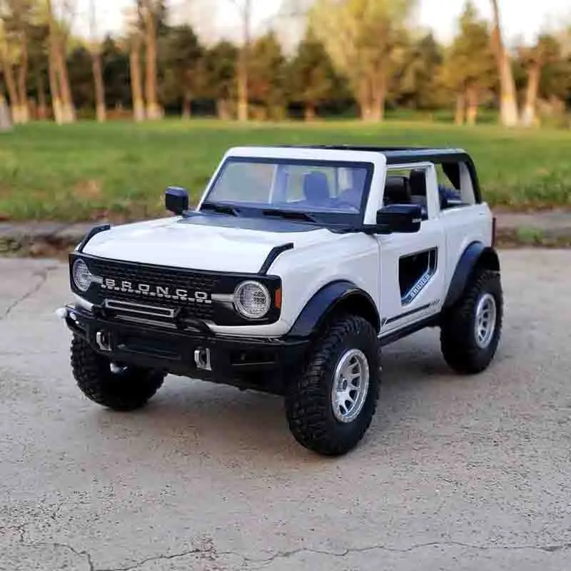 1/32 diecast ford bronco lima liga modelo de carro metal veículos fora de estrada modelo simulação som luz coleção presente das crianças brinquedo