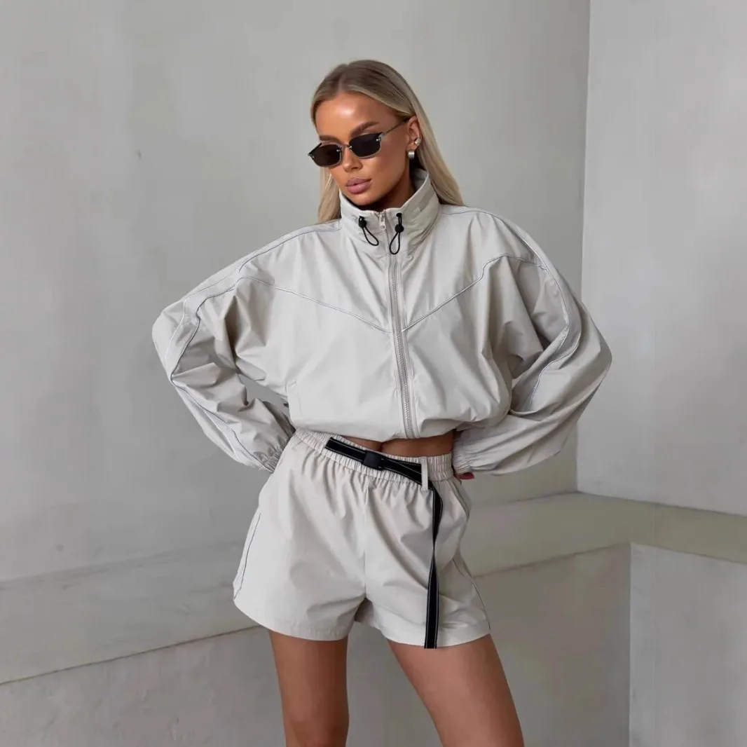 2026 Ladieswear Autumn Two Piece Set Fashionable Casual Loose Zipper Long Sleeve Top And Shorts Set Two-Piece Suit