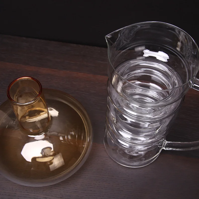 Creative glass ornaments, modern abstract hydroponics, wine cabinets, soft furnishings, handicrafts, three-dimensional