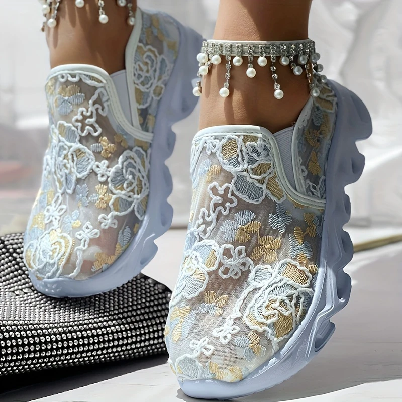 النساء أحذية رياضية الأزهار التطريز شبكة أحذية رياضية النساء الانزلاق على أحذية مريحة غير رسمية امرأة فاخرة أحذية مصممين Zapatos De Mujer
