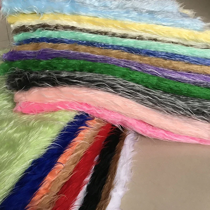 Long Hair Plush Fabric By The Meter for Upholstery Counter Toys Props Diy Sewing Fur Cloth Soft Warm Comfortable Plain Green Red