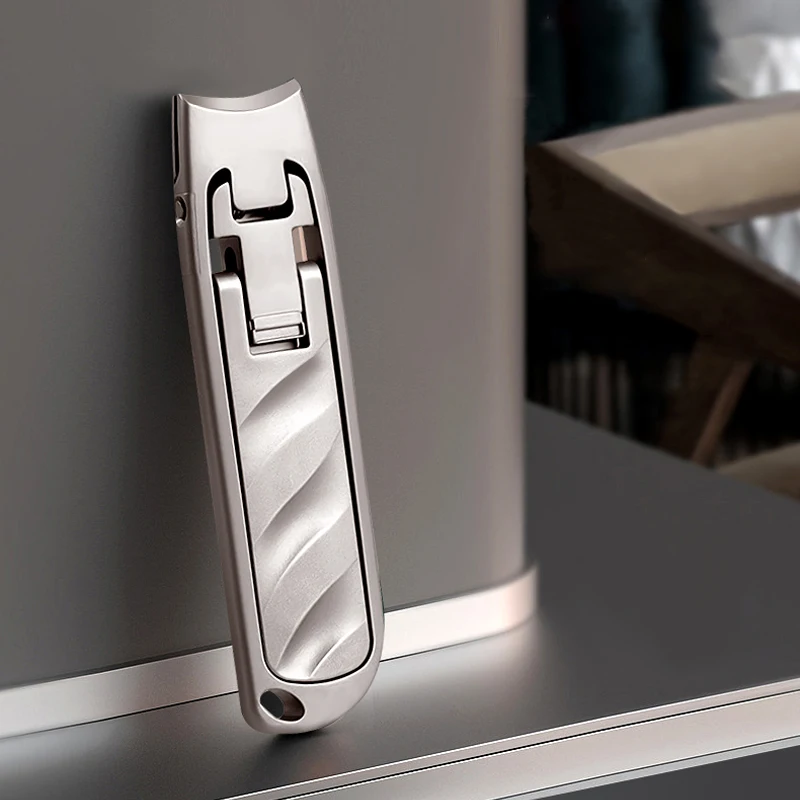 Portable nail clippers, with folding nail clippers, single small size, ultra-thin nail clippers