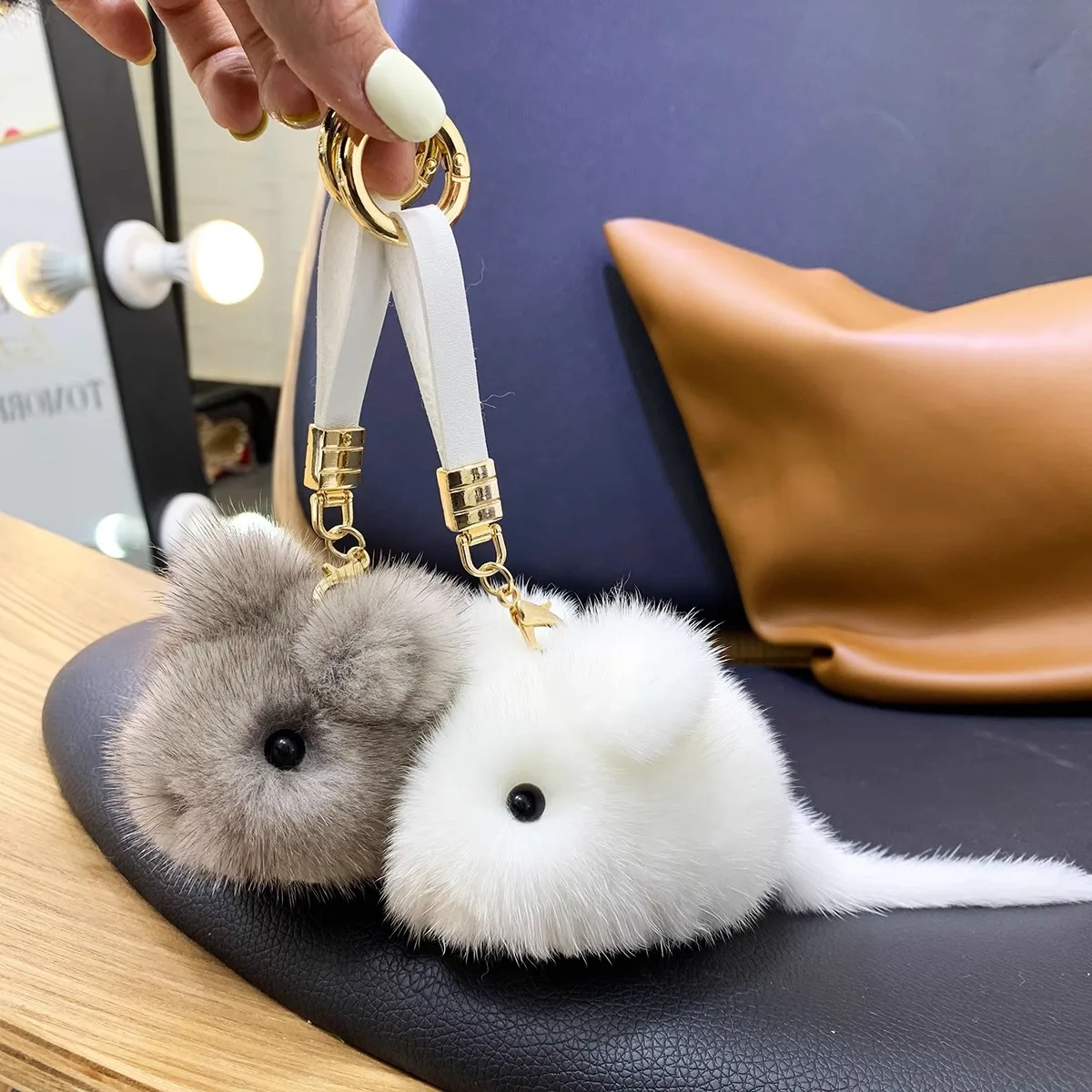 Real Mink Fur Mouse Animal Shape Cute And Fun Simulation  Keychain Soft Unisex Backpack Bag Charm