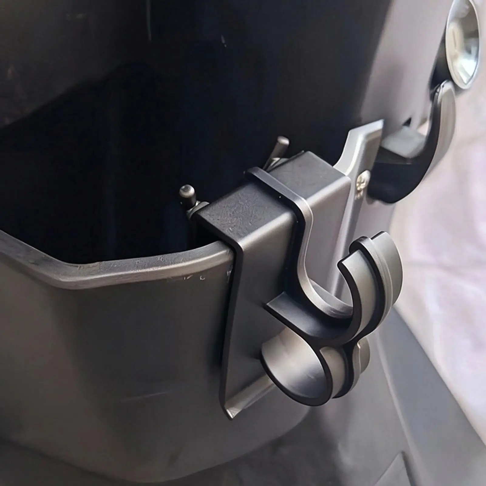 Motorcycle Hook No Drilling Non-Slip Heavy Duty Storage Hanger Motorcycle Helmet Luggage Holder for Moped Bike Vehicle Outdoor