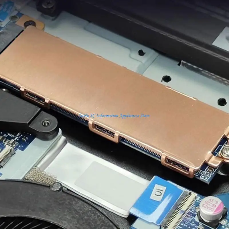 

Прочный радиатор M.2 NVMe Медный радиатор SSD 2280 с силиконовой термопрокладкой