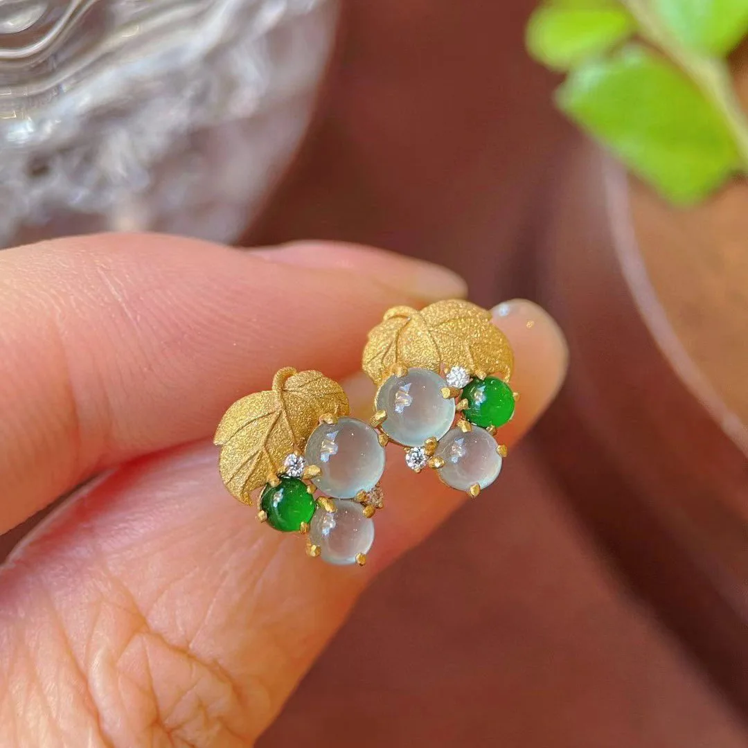 أقراط العنب الصغيرة من العقيق الطبيعي الطازج للنساء أقراط خضراء مستديرة من الخرز والمجوهرات الكلاسيكية والرائعة