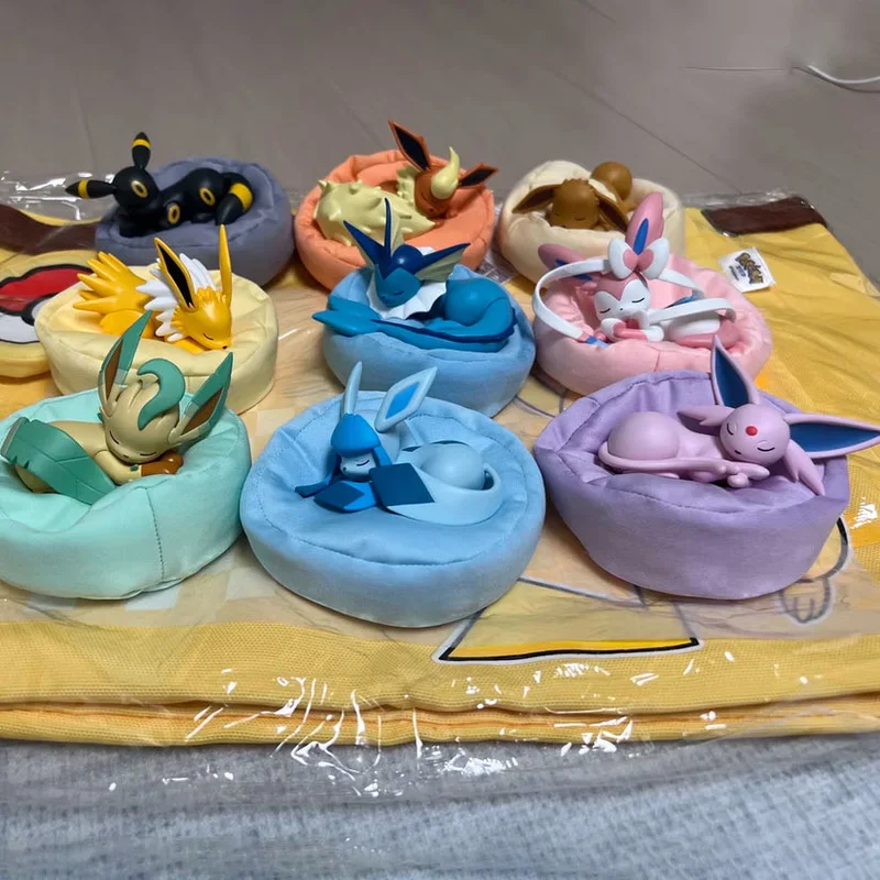 Покемон Слепая коробка Eevee Sleeping Pose Серия Аниме Модель Фигурка Коллекционная Доступна сейчас