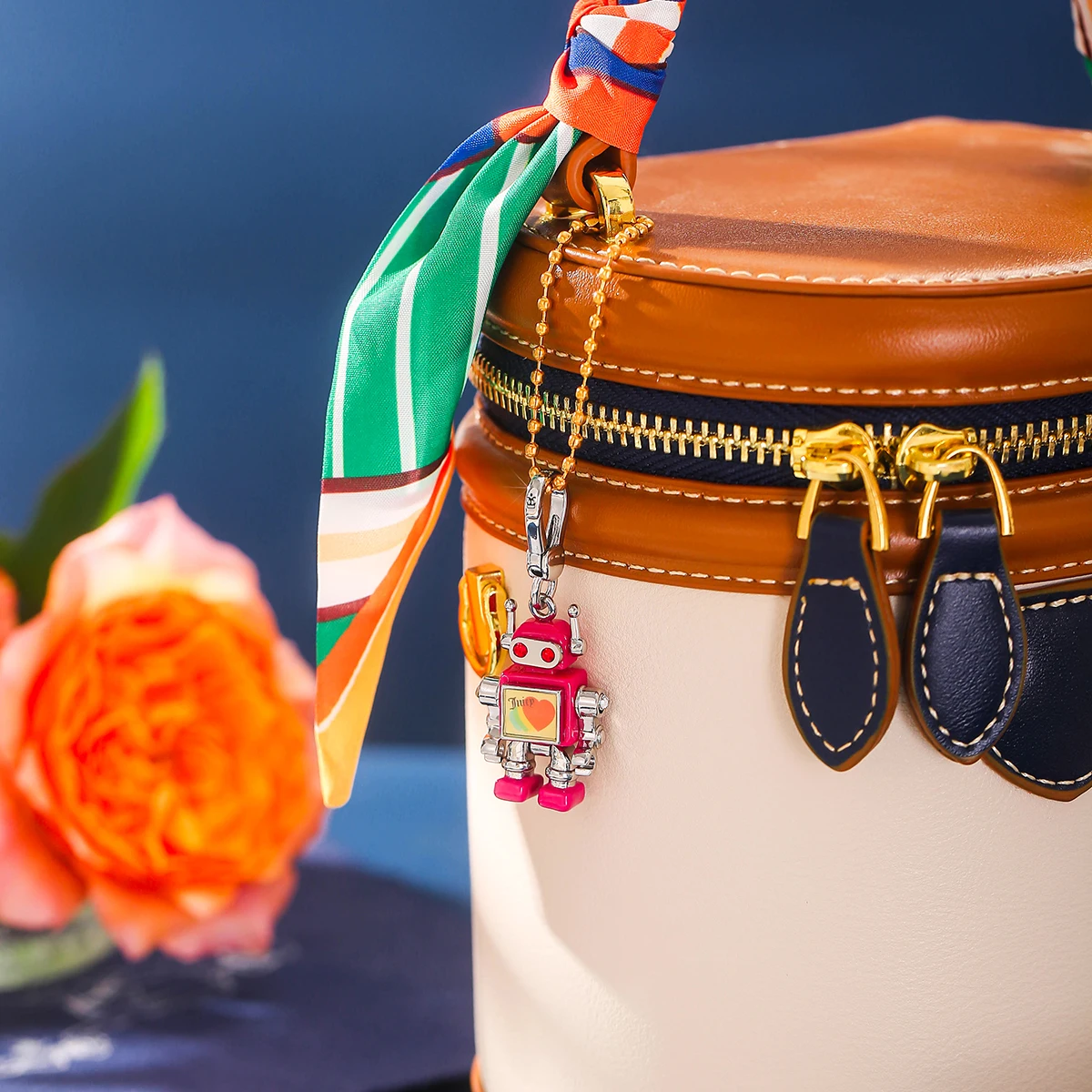 1Pc Printed Letter Love Movable Small Robot Pendant,Girls Clothing Accessories Necklace,Christmas Decoration Party Jewelry Props