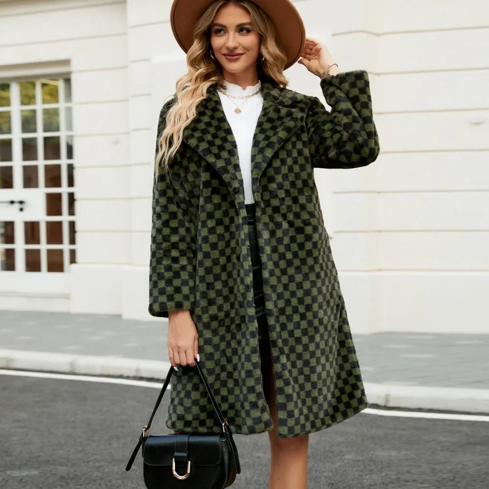 Abrigo de piel sintética de otoño e invierno para mujer, abrigo de felpa suelto a cuadros de longitud media, chaqueta de piel de imitación para mujer