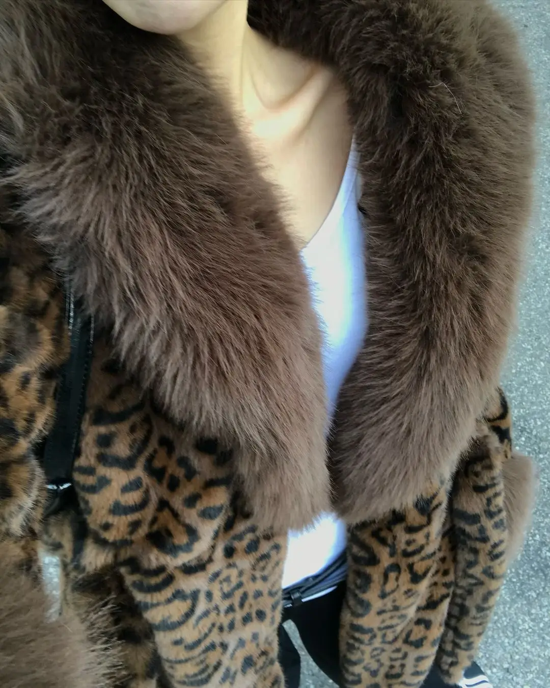 Fashion Lapel Leopard Print Faux Fur Jacket Women Luxury Full Sleeve Loose With Belt Warm Jackets Lady Winter Daily Street Coat
