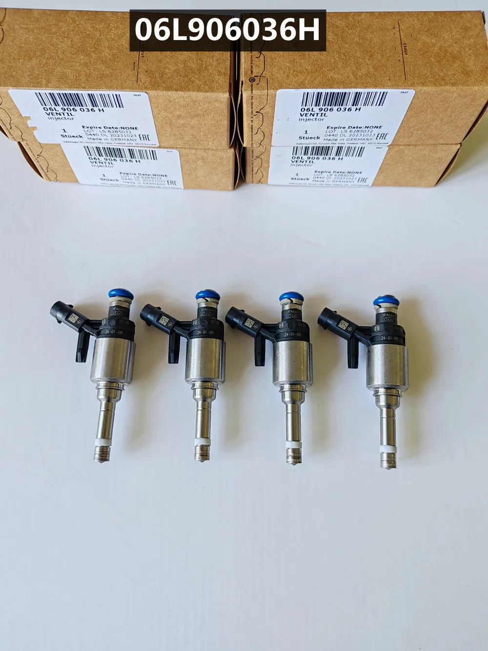 2 Years Warranty 4pcs OEM fuel injectors Genuine for VW Golf R MK7 MKVII Audi S3 8V TTS 2.0T EA888 Gen3 06L906036L / 06L906036H