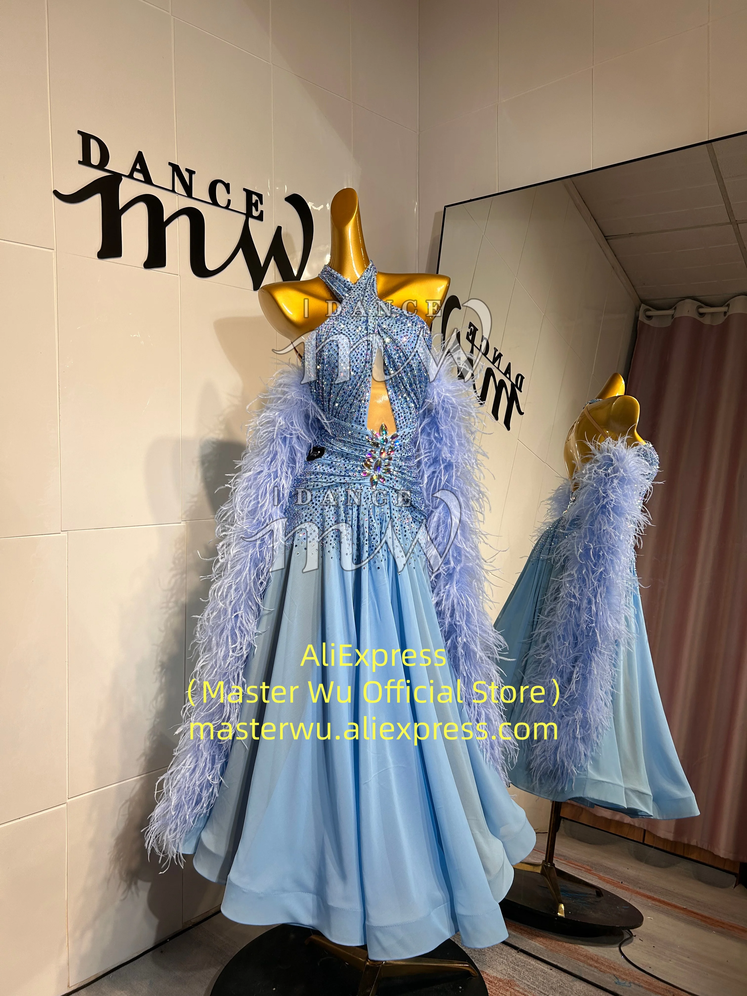 dresses that are poofy Fashion Black Prom Queen masquerade Gown Ball Dance Gown Long Ev – Siaoryne length skirt Model Trending Light Blue Satin Off-shoulder
