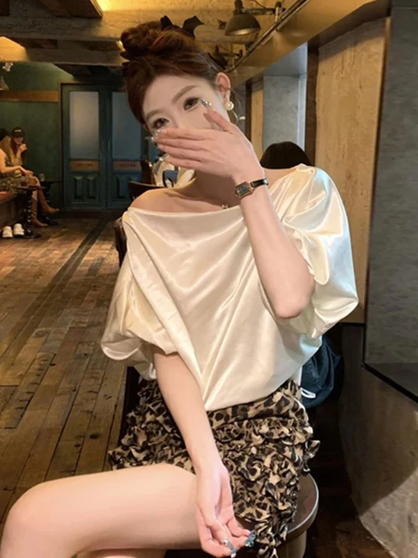 

Модная женская рубашка с коротким рукавом, летняя новинка, свободный крой, стройнящая, универсальная, короткий топ в корейском стиле, с рукавами-фонариками, из полиэстера.