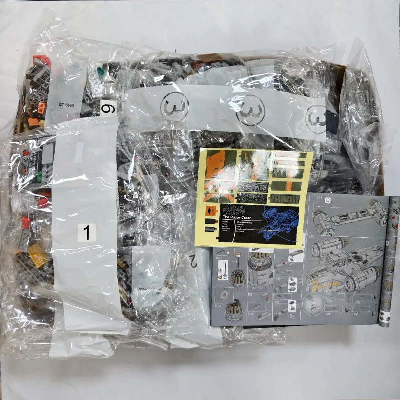 

6187Pcs The Razor Crest Building Blocks Model 60088 Spacecraft Bricks Toys for Boys Birthday Gifts ﻿Decoration Compatible 75331