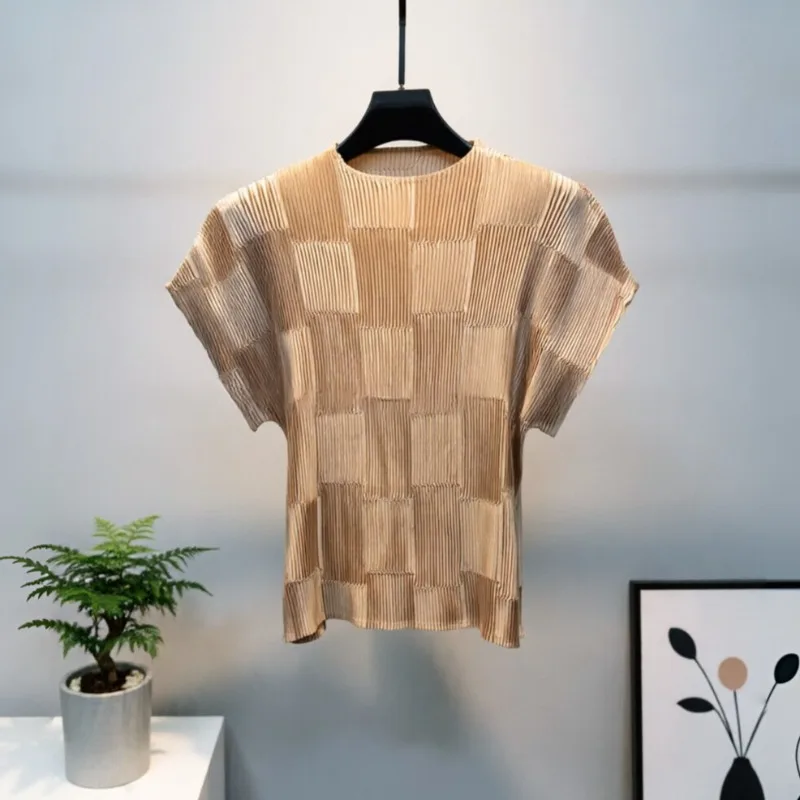 Miyake Pleated Short Sleeve T-Shirt 2026 Summer New French Style Glossy Satin Fashion Simple Elegant Casual Top Women's Clothing