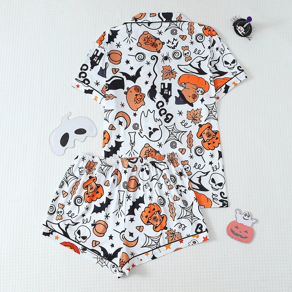2-Piece Set of Funny and Quirky White Halloween Pufferfish Print Spring/Summer Short-Sleeve Collared Top and Bow Shorts Women's Pajama Set Loungewear Suitable for Halloween