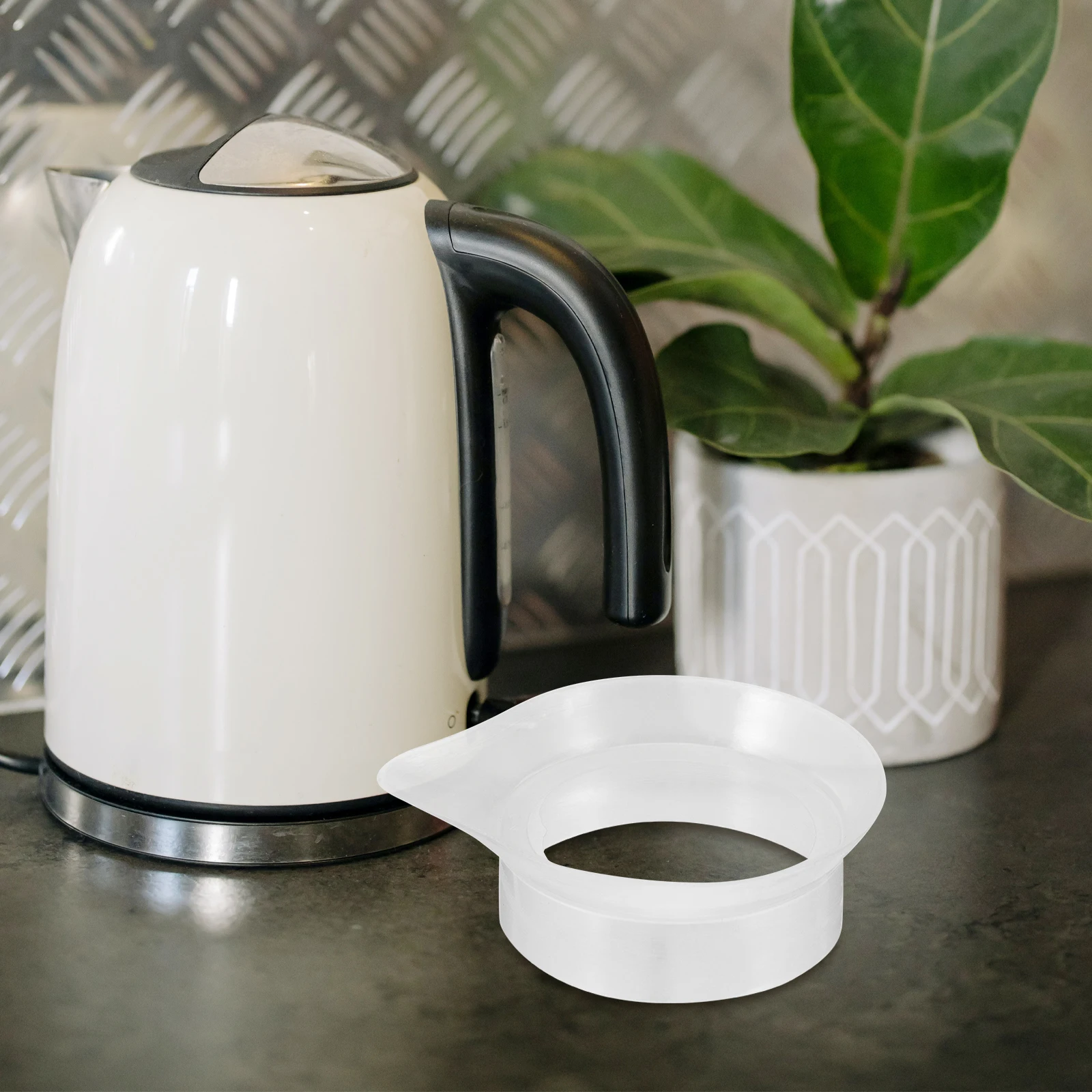 

2 Pcs Waterproof Nozzle Jug Pourer Practical Spout Supply Leakproof with Lid Lids Bottles