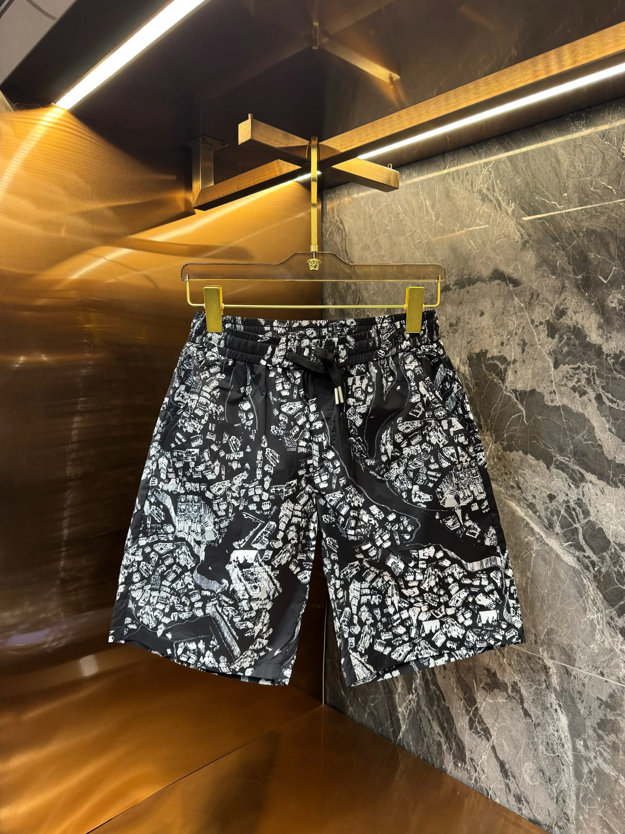 

Лето 2022, мужские повседневные тонкие пляжные орты из ледяного шелка с пятью точками, свободные прямые ноги со средней талией, молодежные летние орты