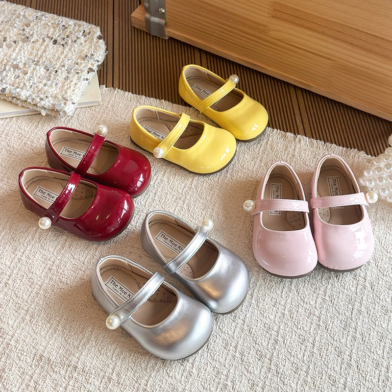 

Girls' Korean Style Round Toe Leather Shoes with Pearl Decoration Lightweight Children's Mary Jane Fashionable Children's Shoes