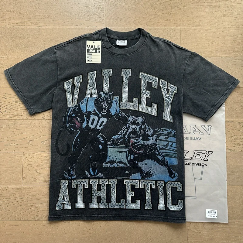 VALE FOREVER Unisex Loose Casual Short Sleeve T-Shirt, Black Vintage Direct Spray Washed Tee With Hotfix Rhinestone Letter Print
