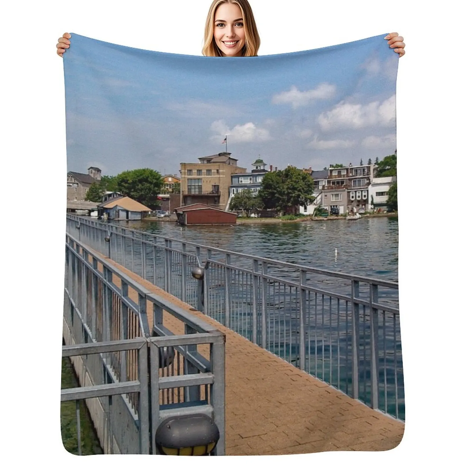Skaneateles Throw Blanket Soft Cozy Blanket for Pet Kids Adults