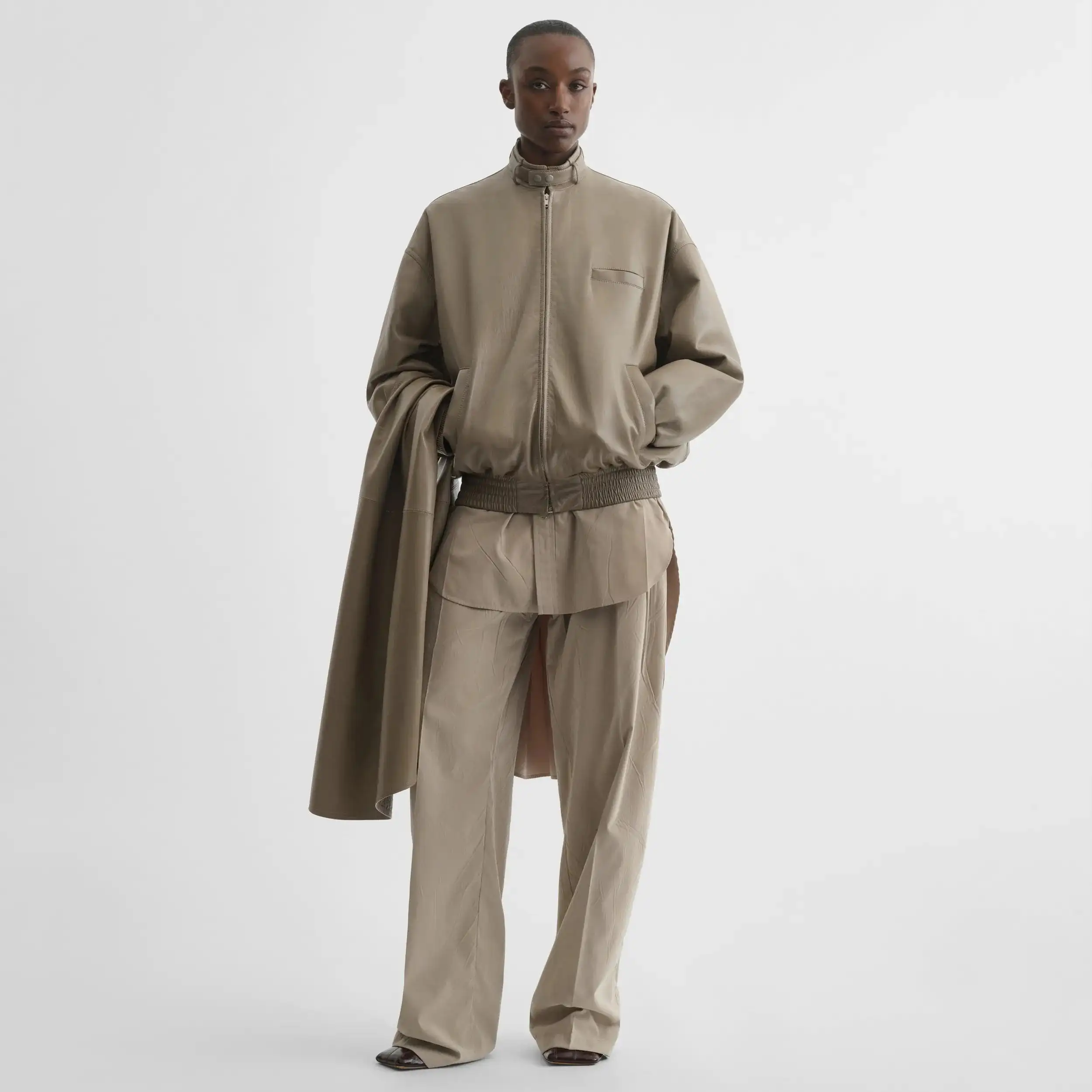 سترة Phoebe Philo النسائية 2026 ملابس خارجية عصرية عالية الجودة للنساء