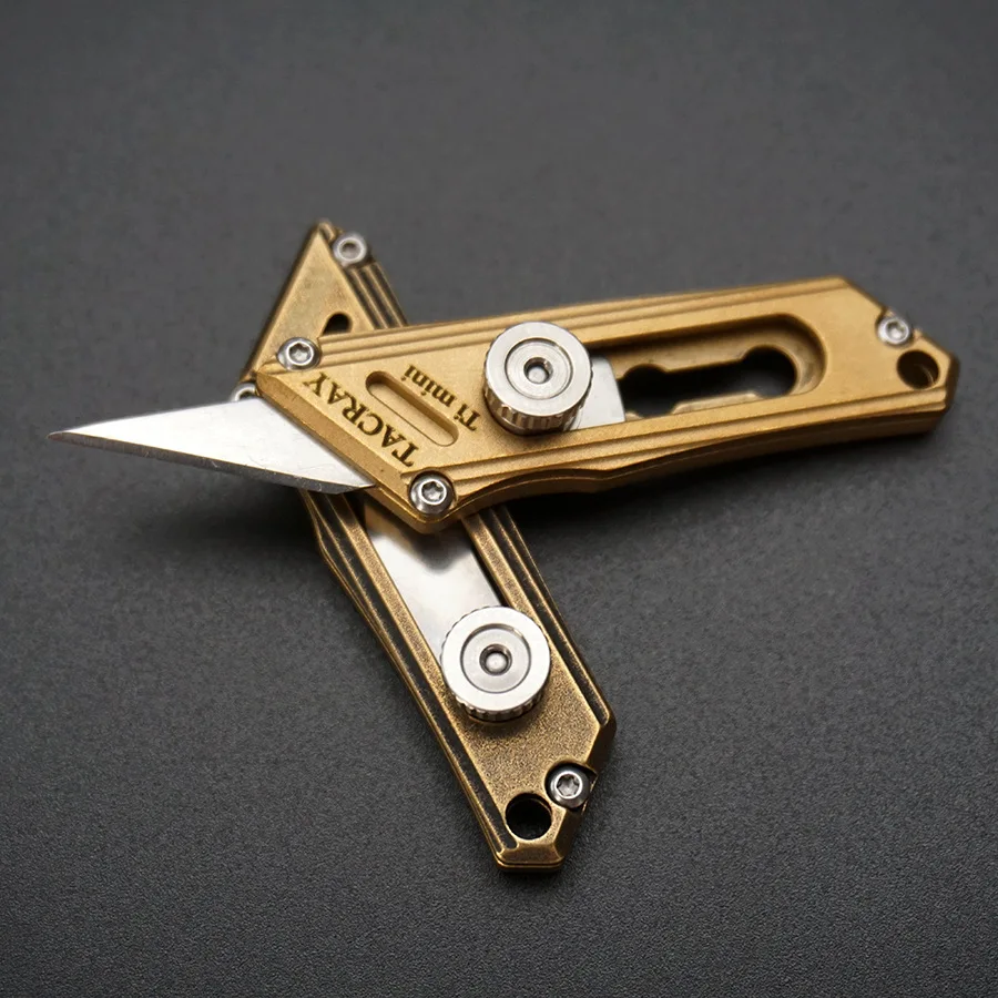 Mini Brass Knife Portable Keycahin Pocket Push Knife Outdoor Self Defense EDC Tool Portable Open Box Express Replace Blades