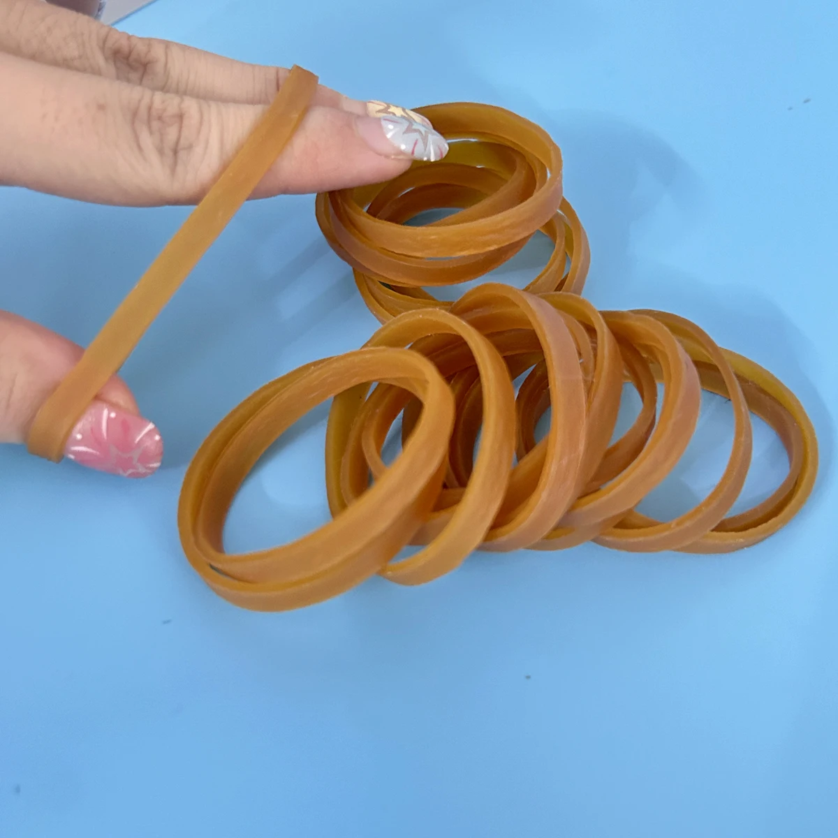 

150 шт. прочные эластичные ленты, резинка для домашнего офиса, кухни, сада, комплектация промышленного использования, растягивающаяся упаковка