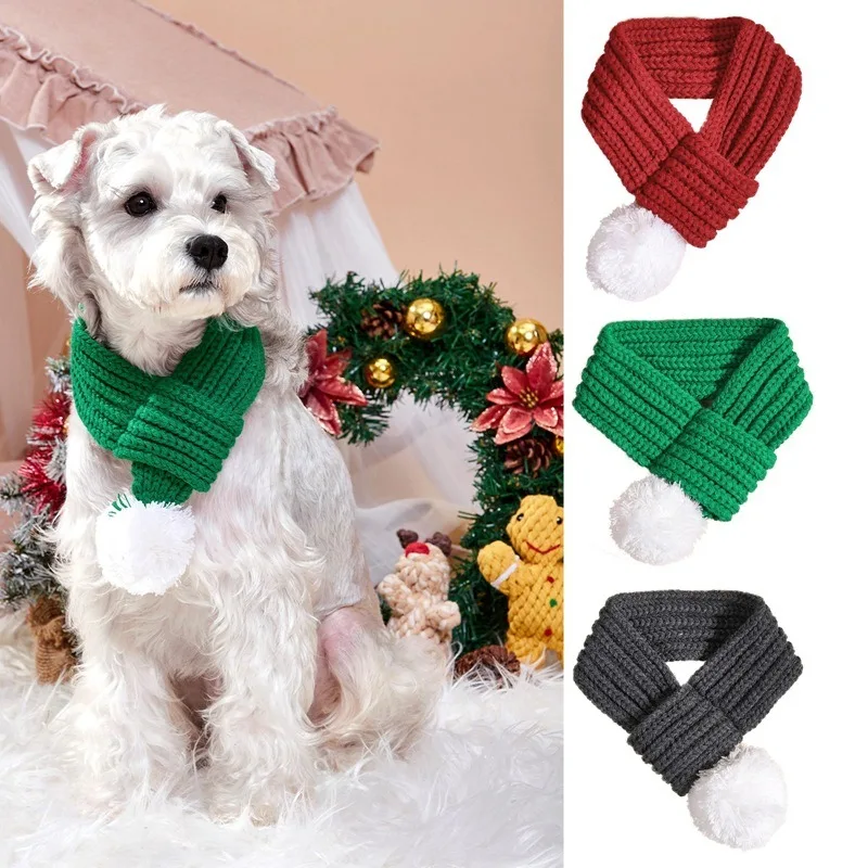 New Christmas Dog Scarf Red Green Scarf Pet New Year Autumn and Winter Scarf Wool Christmas Scarf Christmas Pet Supplies