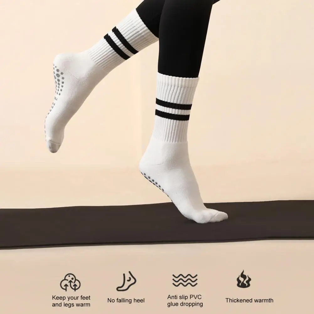 1 Pair Yoga Socks Anti-slip Yoga Socks Ladies Fitness Pilates Socks for Women Professional Dance Pilates Ballet Cotton Socks