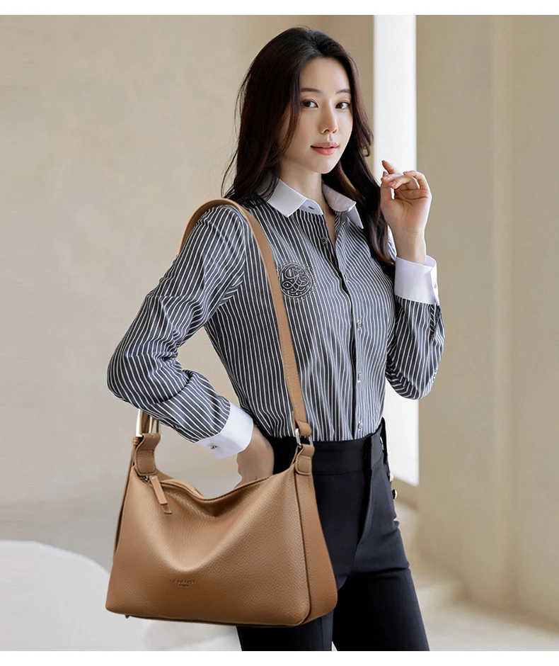 

Korean Style Fashionable Versatile Bag with A Dignified and Simple One Shoulder Crossbody Bag for Women