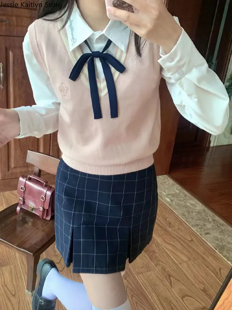 Japanese Student Kawaii JK School Uniform Fashion Long Sleeve Knitted Vest Uniform Korean Sweet Cute Girls Blazers Pleated Skirt