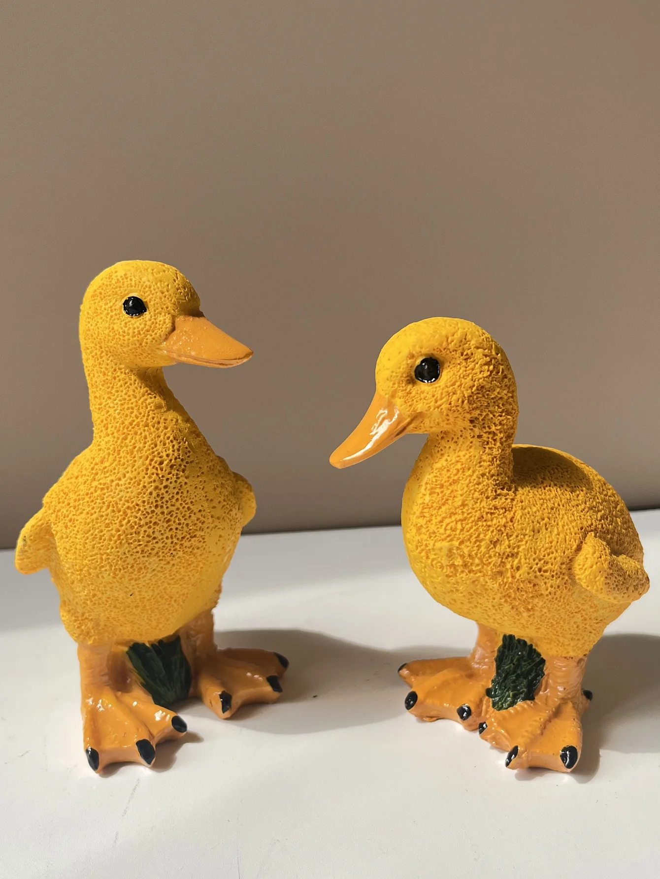 1 Pair/2 Resin Duck Decorations, Cute Little Yellow Duck Dolls Garden Decoration, Outdoor Statues, Micro Landscape Decorations