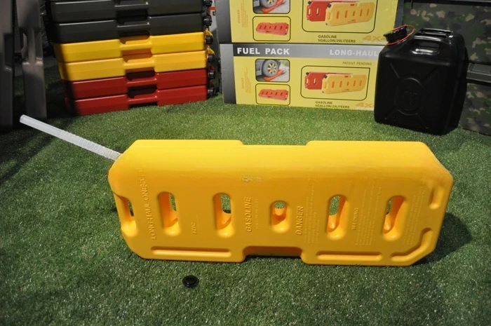 30L HDPE Plastic Jerry Can Universal Thickened Leakproof 2 Ton Load Offroad Recovery SUV ATV Emergency Fuel Container