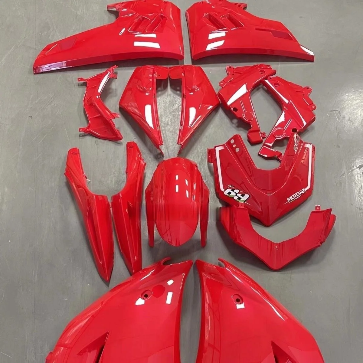 China Factory Panels Motorcycle Parts for Off-road Racing Electric Motorcycle for Adult