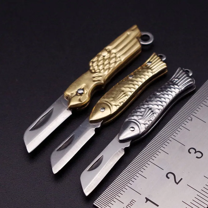 New Mini Pocket Knife Keychain for Women Men Multifunctional Fruit Knife Pendant Key Chains Rings Charm Keyring Holder Bag Gift