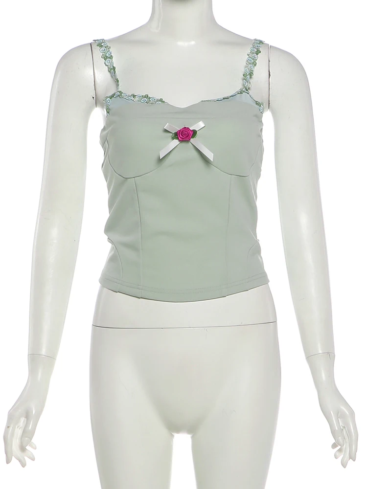 Weird Puss Sweet 3D-Rosen-Dekoration, 2-teiliges Set, Patchwork-Design, eng anliegendes Top mit tiefem Ausschnitt + Minirock mit Spitzenfalten, Party- und Sommer-Outfit. – Detail 5