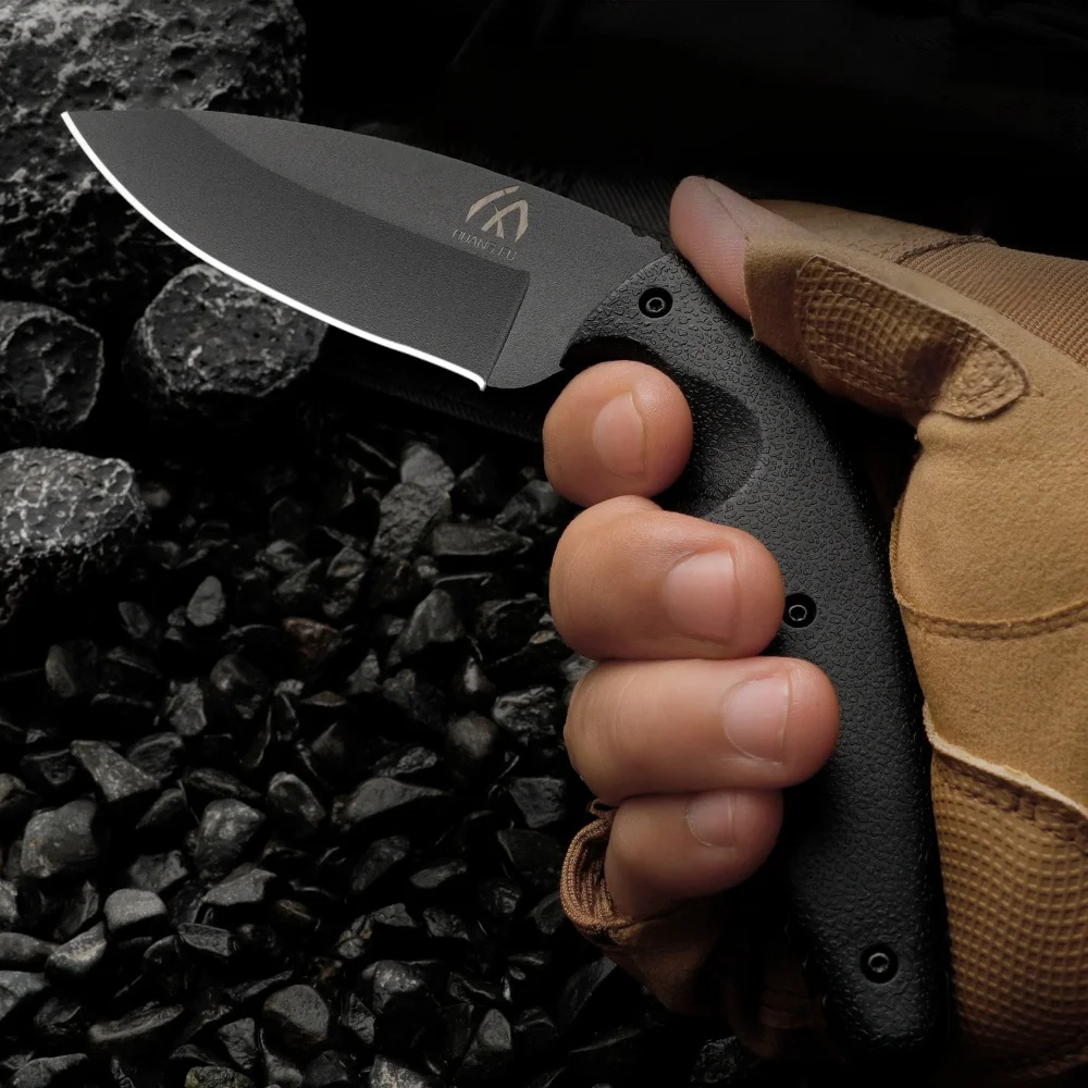 Lightweight portable outdoor pocket knife, made of durable and wear-resistant material, practical cutting tool for daily outings