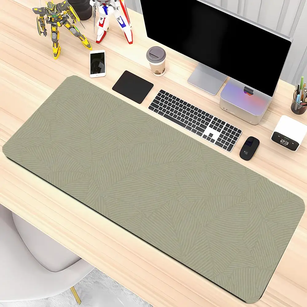 Dark Green Leaf Pattern Play Mat Precision Tracking Smooth Glide Desk Mat For Student Dorm Use