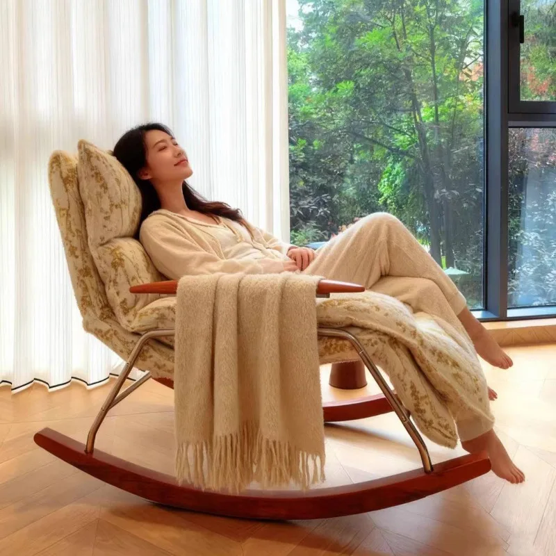 Sillas de Salón con Patas de Madera, Silla Mecedora de Diseño de Lujo en Color Beige, Sillones Modernos para el Hogar