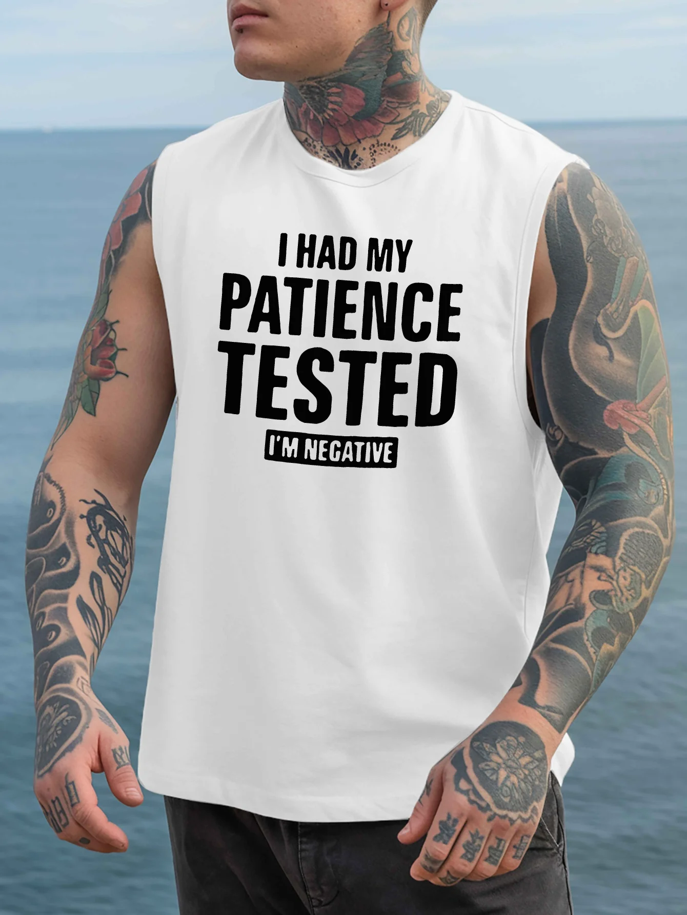

Men's summer t-shirt, suitable for basketball games. It features a fashionable design and printed sleeveless T-shirt.