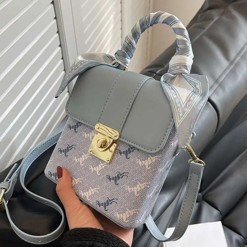 

Summer Faion Women's Crossbody Bag Handbag Small Square Bag High-End Design Trendy Trend Bag Cloud ape Handbag