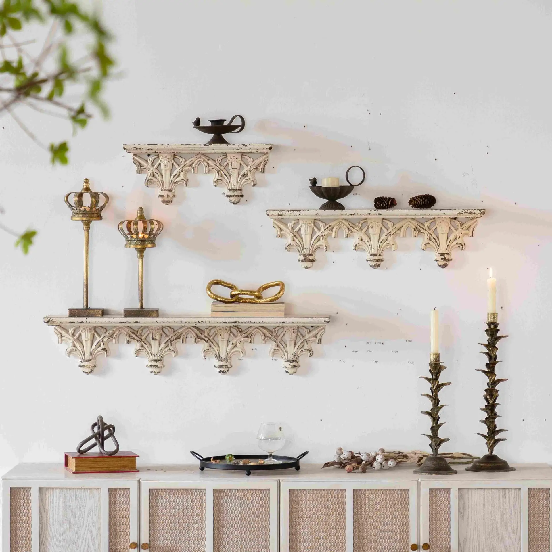 Wooden carved wall decoration frame, garden shelf, flower stand, living room and dining room baffle