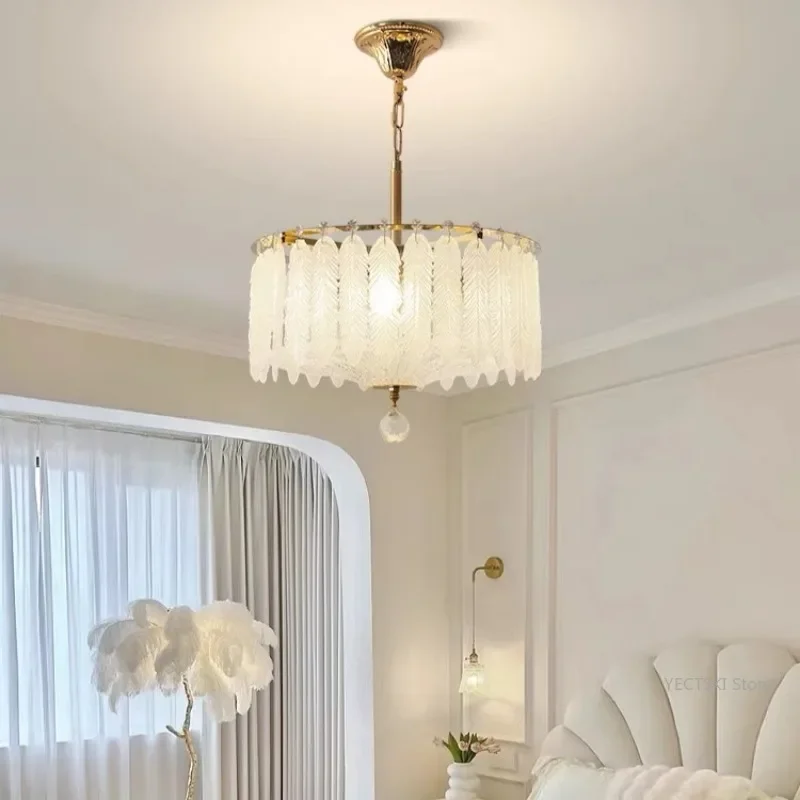 GHJUYIOL Wheat crystal pendant lamp, French cream style new bedroom light, warm, romantic, high-end, light luxury master bedroom