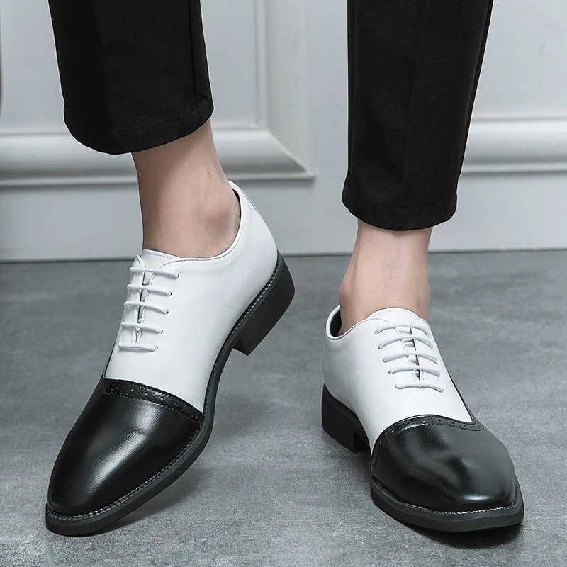 

Brock high quality business formal leather shoes for men with double color English style large size carved leather shoes for men