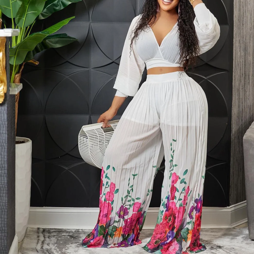 

Fashion Suit 2023 New Female V-neck Chiffon Cropped Top And Wide Leg Pants Two Piece Set Women Casual Vacation Beach Pants Sets