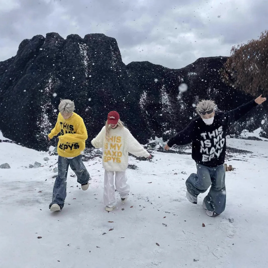 Unisex Knitting Sweater 2025 Retro Couples Sweater Letter Print Faux Mink Fur Lazy Style Unisex Loose Casual Knit Outerwear