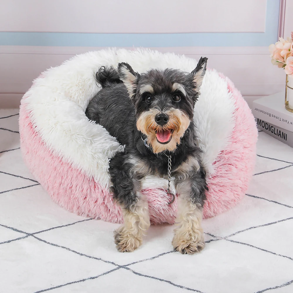 Long Plush Round Cat Bed for a Comfy and Fashionable Nap